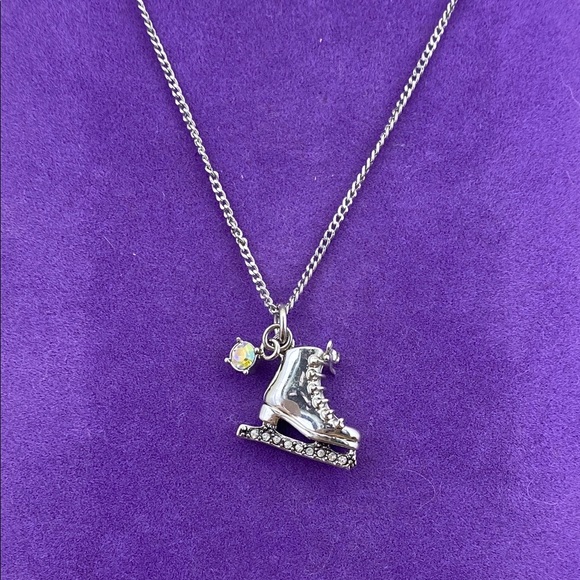 💛 Juicy Couture Silver Ice Skate Necklace - Picture 1 of 6
